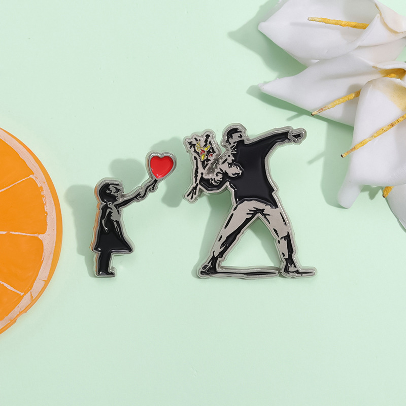 5 Styles Sculpture Enamel Pins - đánh giá và giá Sewing Label