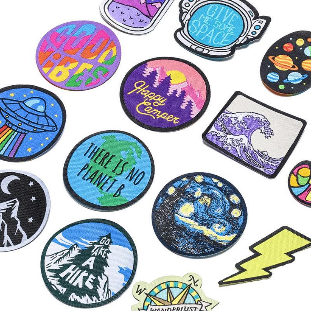 Cartoon Landscape Space Woven  - đánh giá và giá Sewing Label